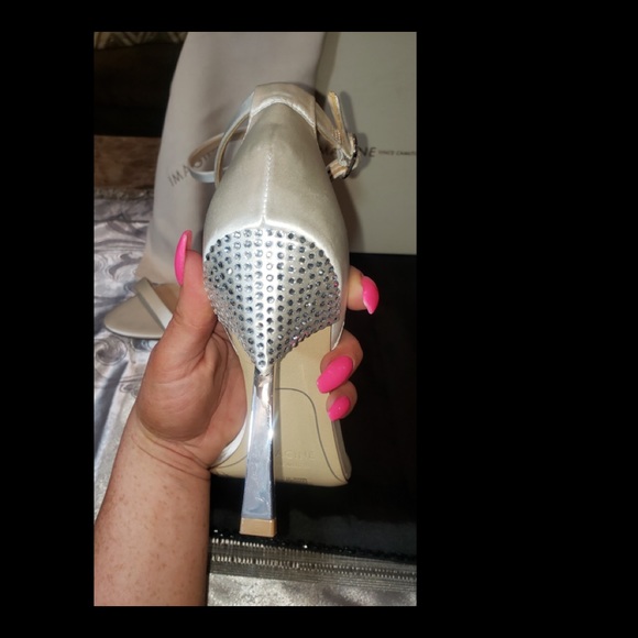 Vince Camuto Ivory and Crystal Heels - Picture 3 of 14